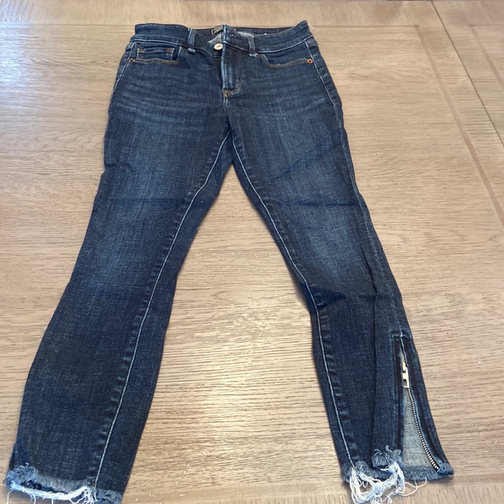 Abercrombie & Fitch Harper Low Rise Jeggings with Zippers on ankles